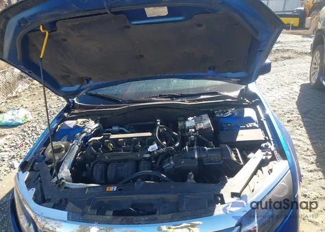 2011 Ford Fusion Se z USA, uszkodzony, nr VIN 3FAHP0HA8BR340565